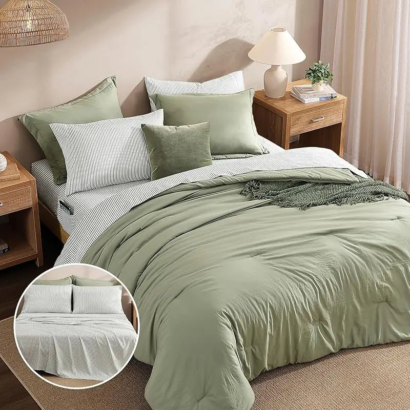 ☁️ 7-Piece Coastal Microfiber Comforter Set with Storage Pockets